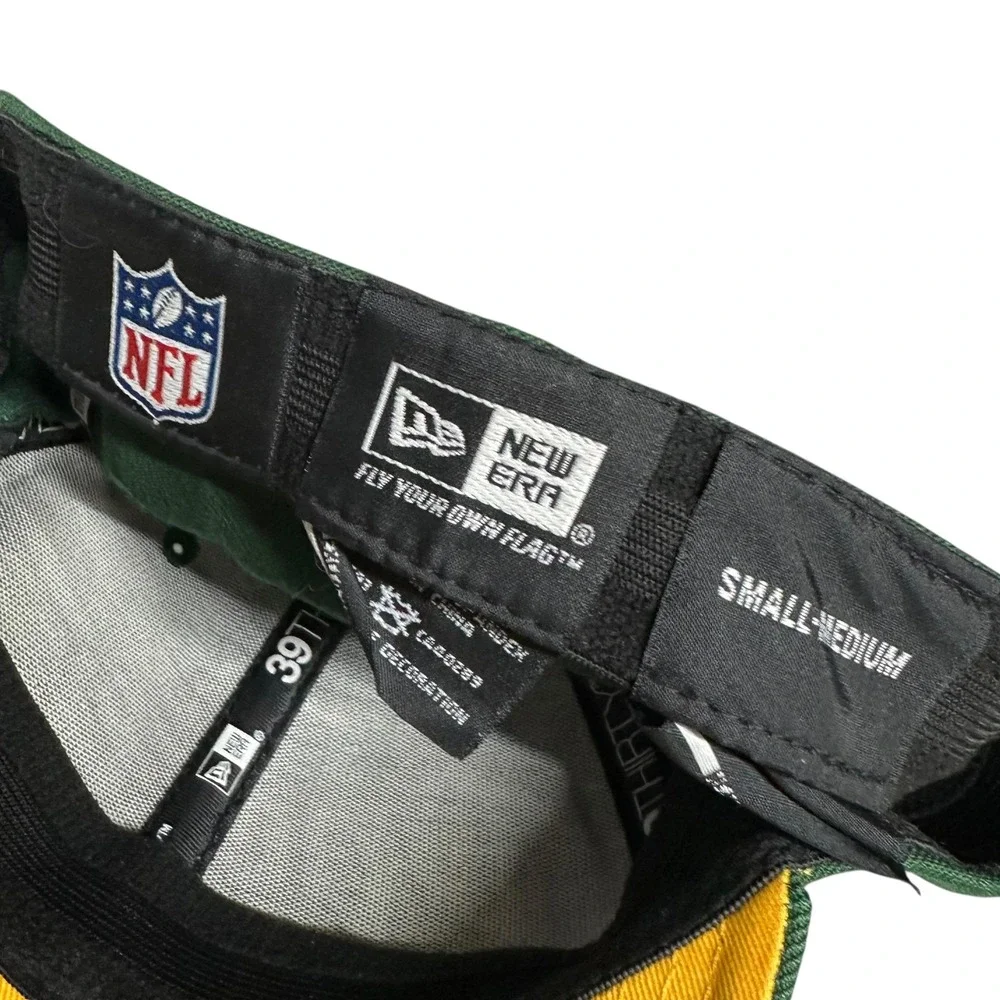Green Bay Packers Hat Cap Fitted Mens Medium NFL Football 39THIRTY New Era Green